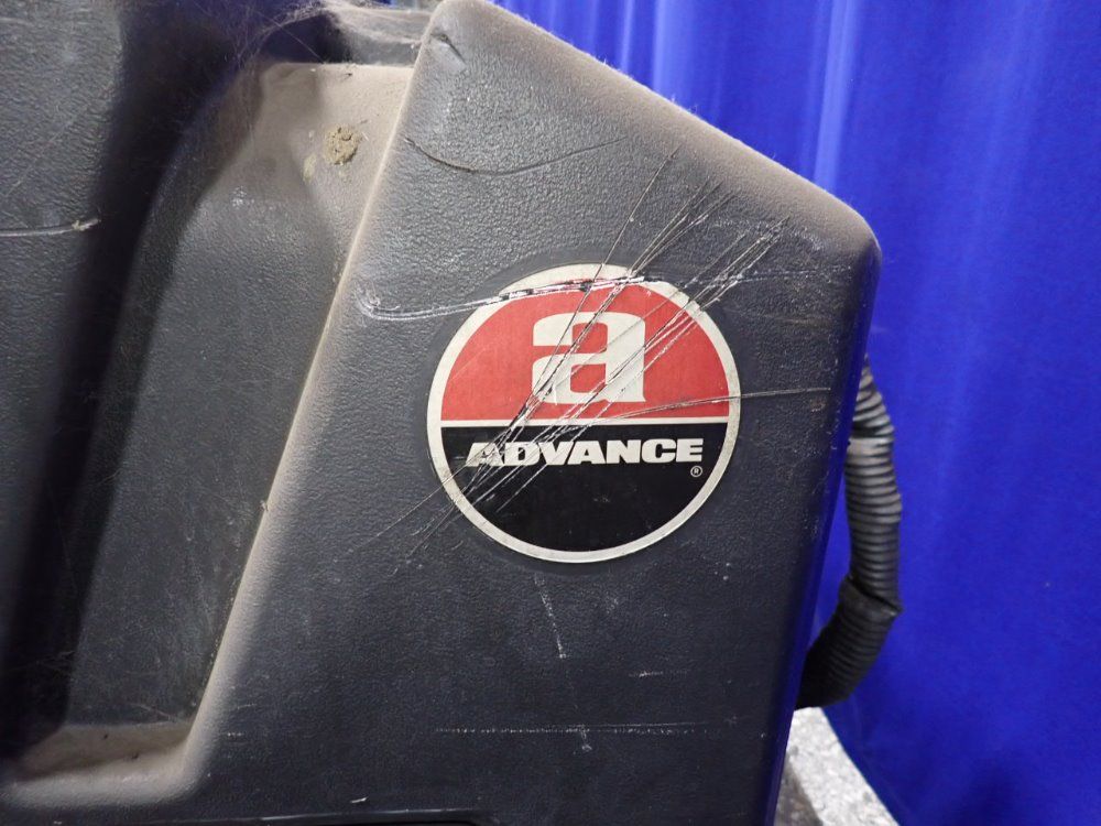 Advance Floor Scrubber