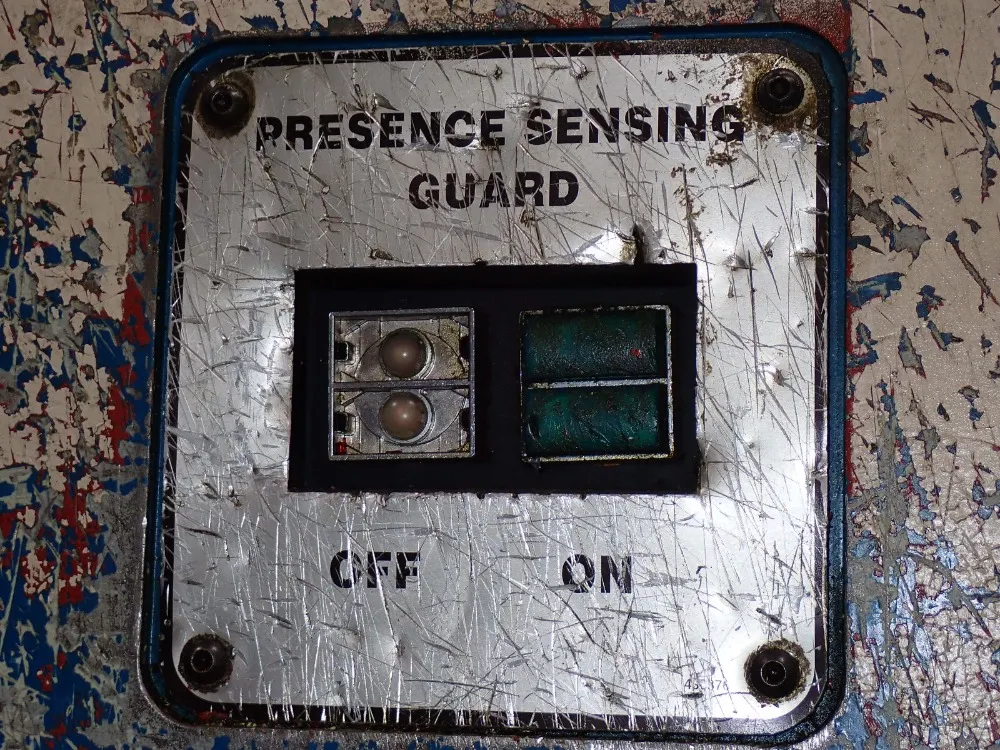 Cincinnati 230 Ton X 12' Press Brake - 230cbii X 10ft