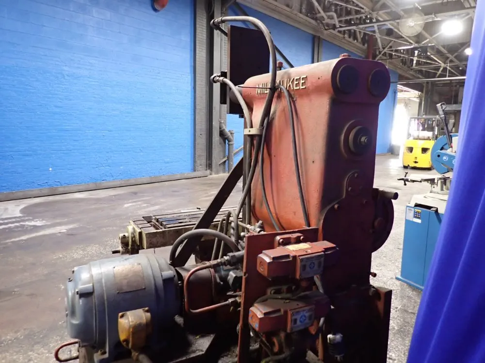 Milwaukee 13"x47" Vertical Mill - 2