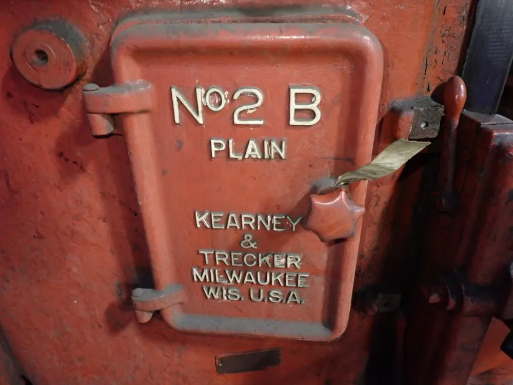 Milwaukee 13"x47" Vertical Mill - 2