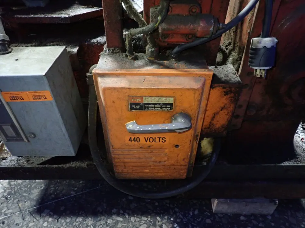 Milwaukee 13"x47" Vertical Mill - 2