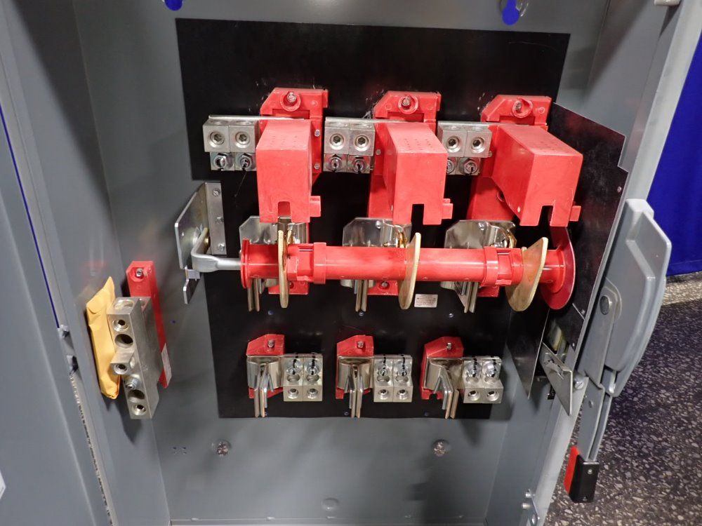 Square D 600 Amps Fusible Disconnect - H326n
