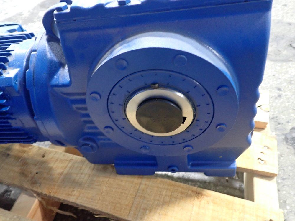 Sew 2 Hp Gear Drive - Sa77drn90la/be2hrct