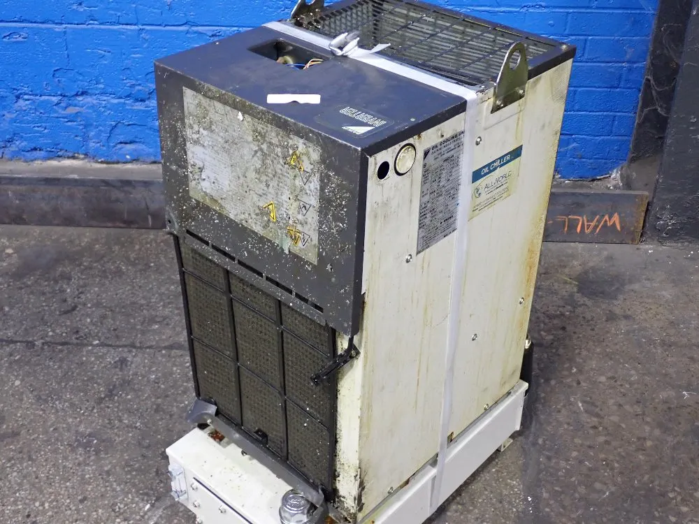 OIL CHILLER