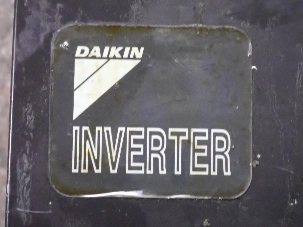 Daikin Oil Chiller - Akz149