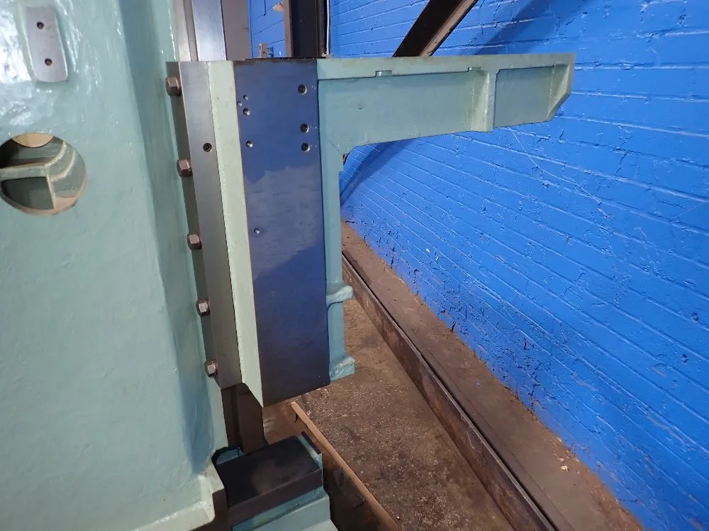 Iwata Oil Hole Transfer Station Slide Unit - 991055160