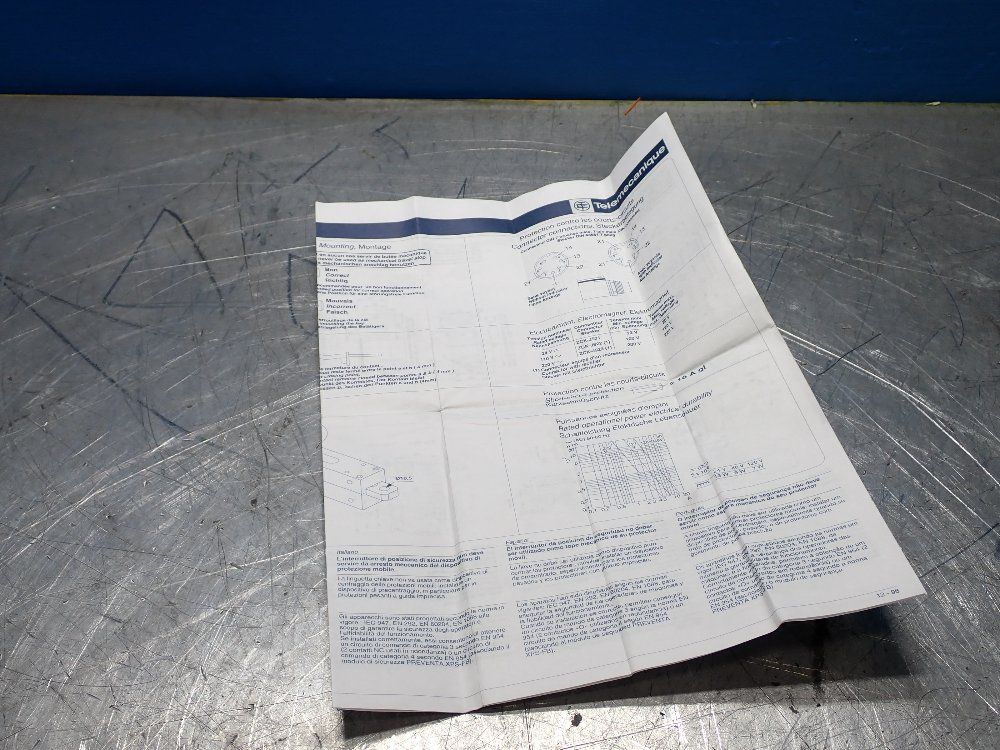 Telemecanique 10 A Gal Operating Key - Zcky101