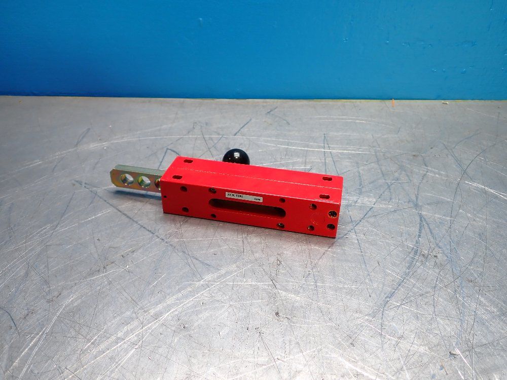 Telemecanique Straight Actuator Sliding Bolt - Zck Y101
