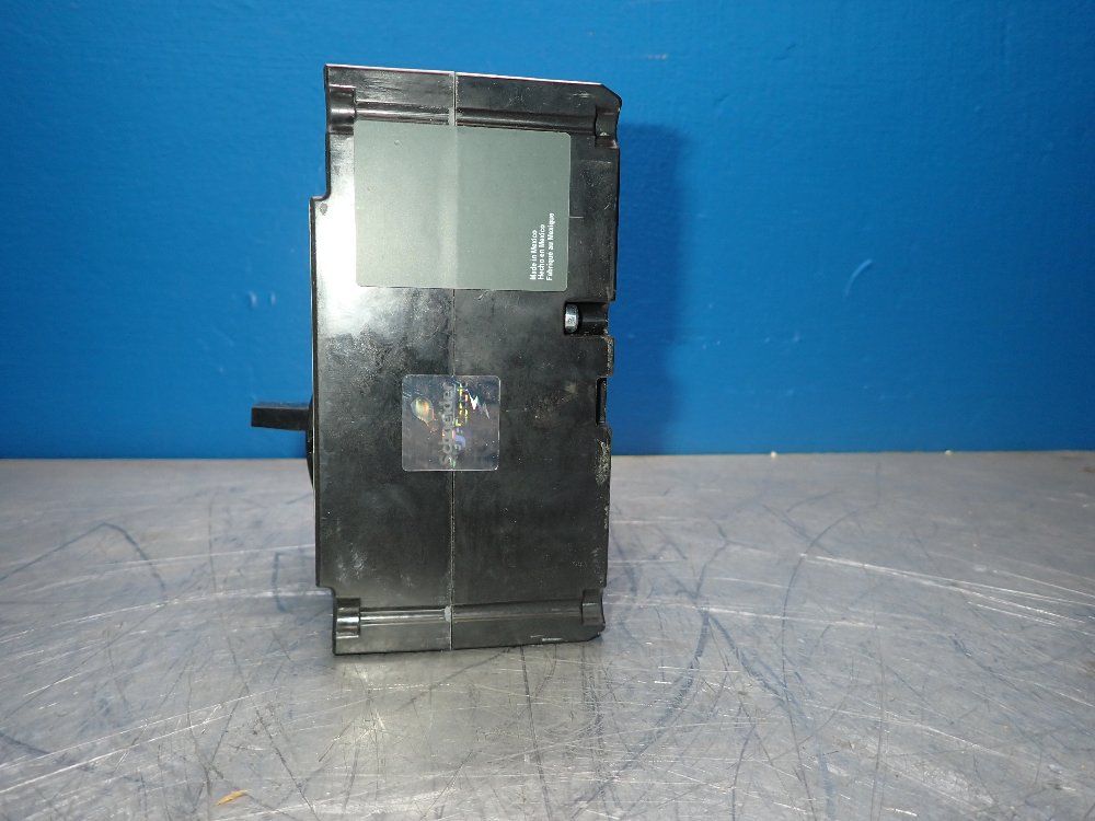 Square D 40 Amp Circuit Breaker - Fcl34040