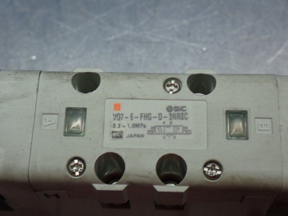 Smc Operational Pressure: 0.15 To 1.0mpa Pneumatic Solenoid Valve - Vq7-6-fhg-d-3ra02sc