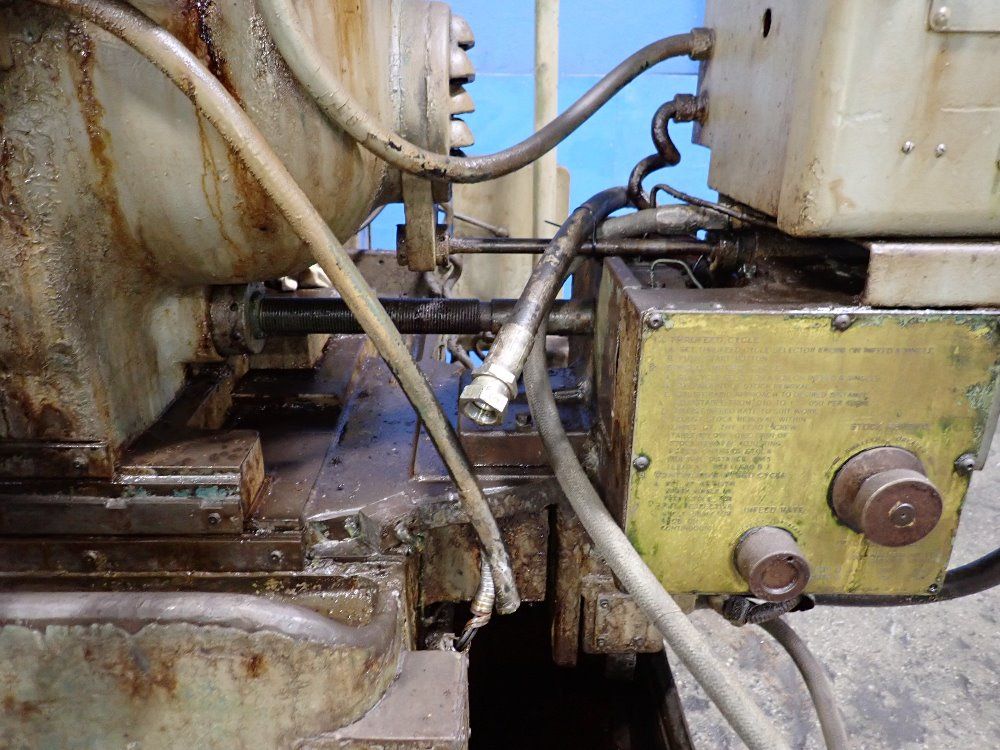 Cincinnati Centerless Grinder