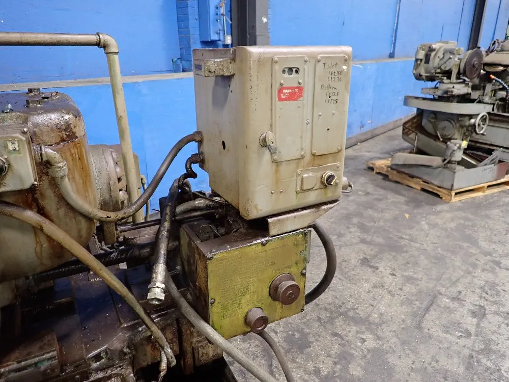 Cincinnati Centerless Grinder