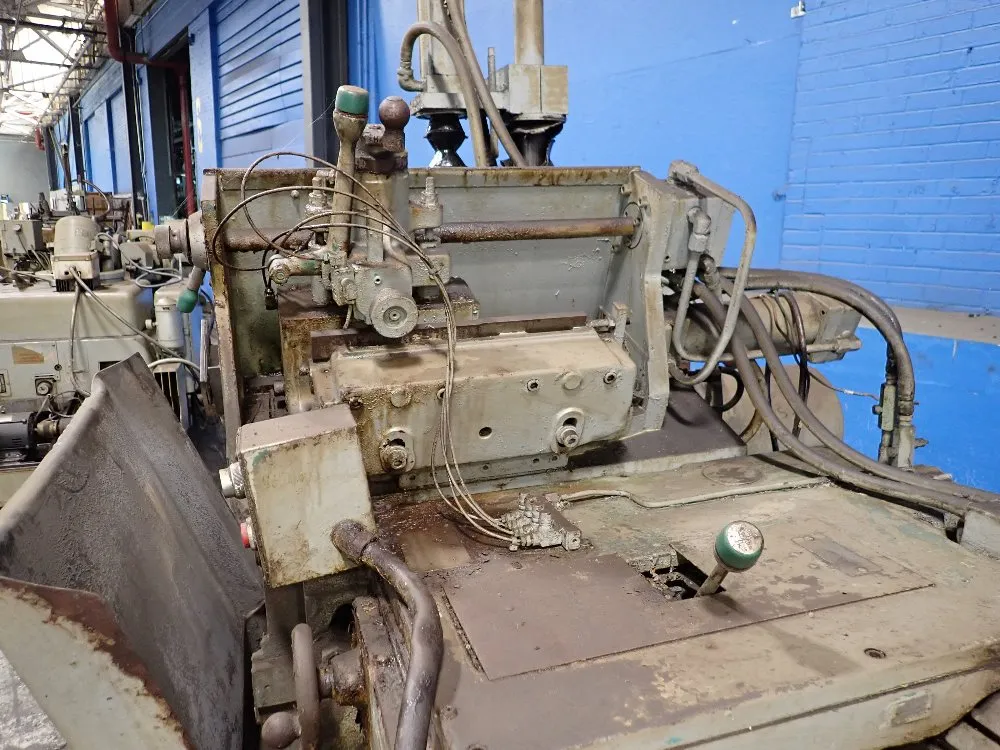 Cincinnati Centerless Grinder