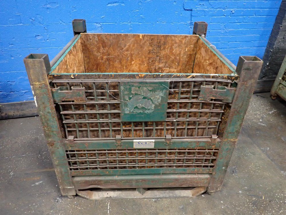 29"x33"x23" Stackable Wire Basket