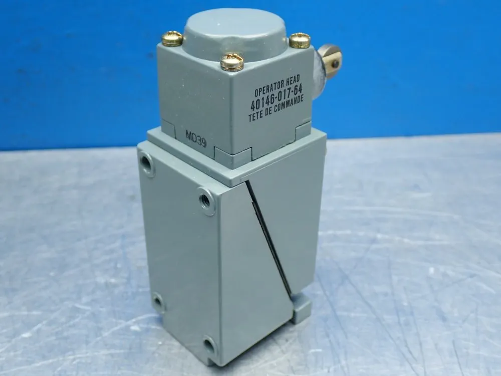 Allen Bradley Oiltight Limit Switch - 802t-kp