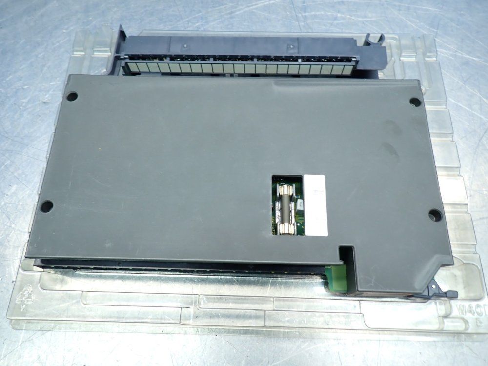 Allen Bradley Plc-5 Series 16-point Digital Output Module - 17710ad