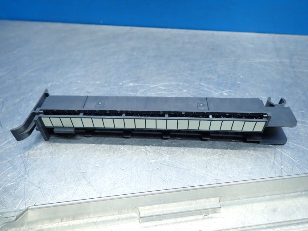 Allen Bradley Plc-5 Series 16-point Digital Output Module - 17710ad