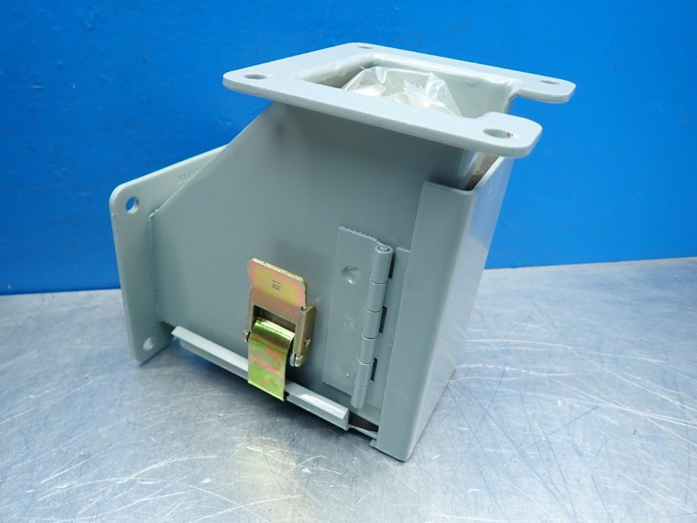 Hoffman 90 Degree Elbow, 2 1/2" X 2 1/2" Id 5 3/4" X 5 3/4 F10-series Outside Opening Wireway Elbow Enclosure Unit - F-22le9c