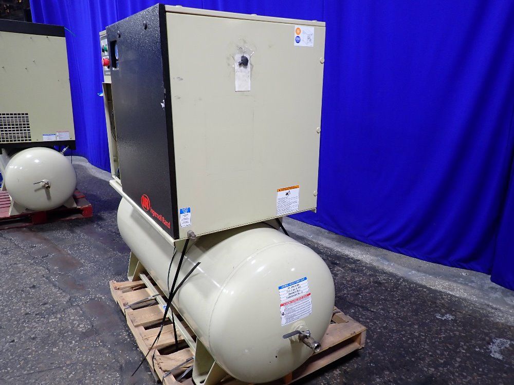 Ingersoll Rand 100 Gal Up6-15ctas-150 W/ Air Compressor - Up6-15ctas-150 W/