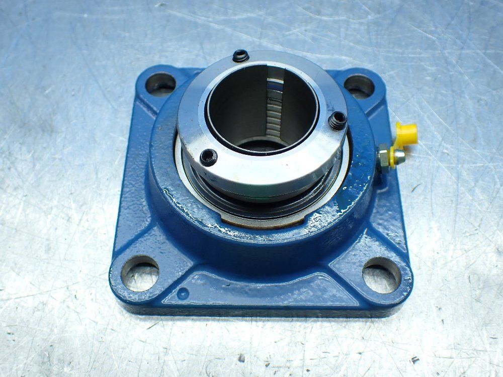 Skf 1-7/16 In Bore, 4-bolt Flange, Set Screw Locking Four Bolt Flange Mount Ball Bearing Units - Fy 1.7/16 Pf/ah