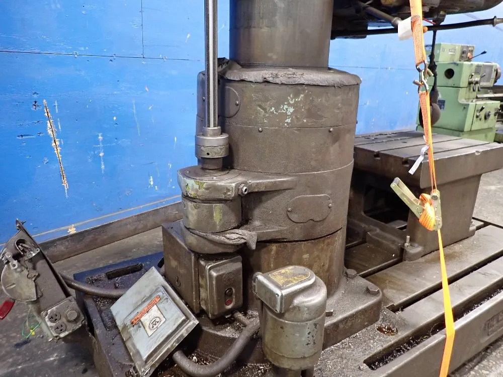 Carlton 4' X 13" Radial Arm Drill