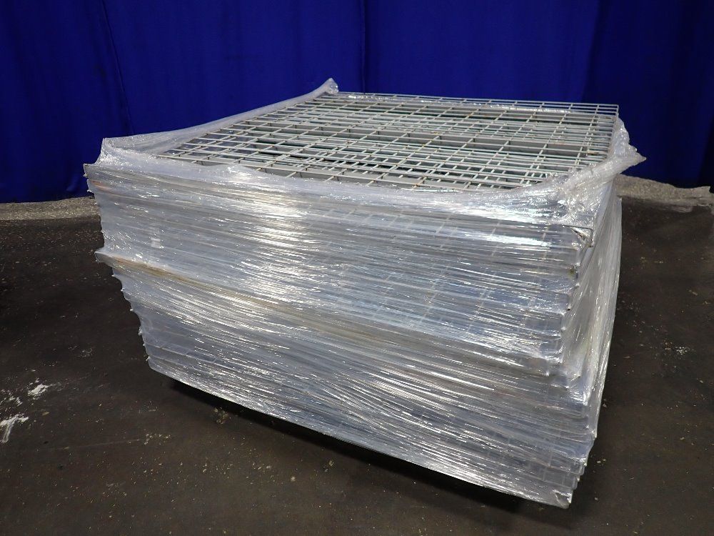 48" X 51 1/4" Wire Decking