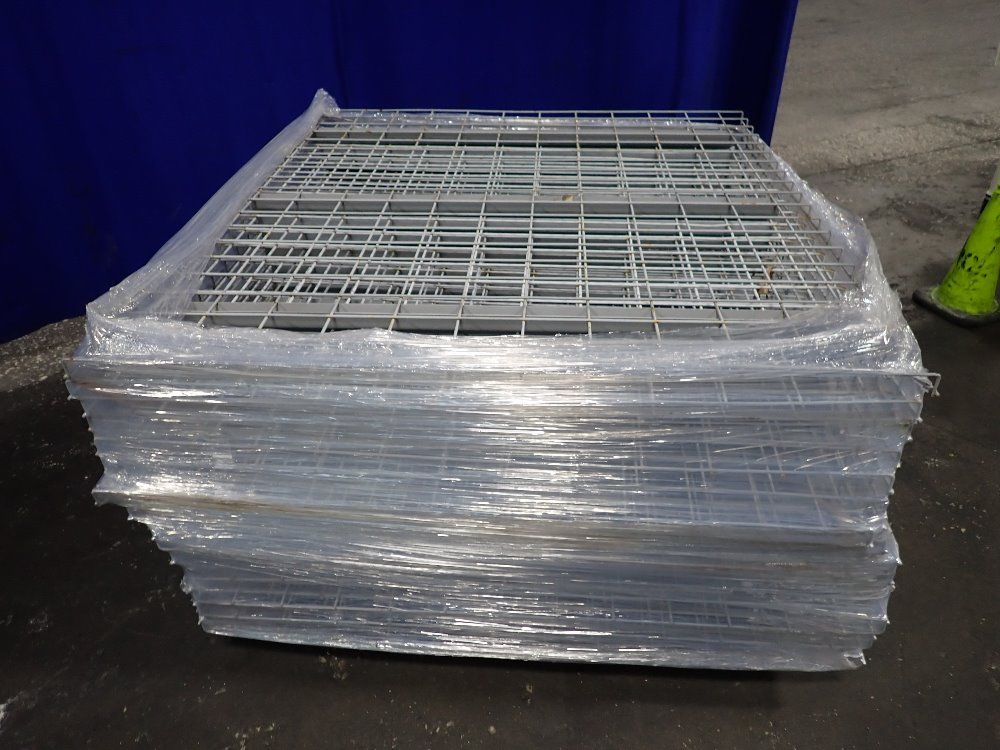48" X 51 1/4" Wire Decking