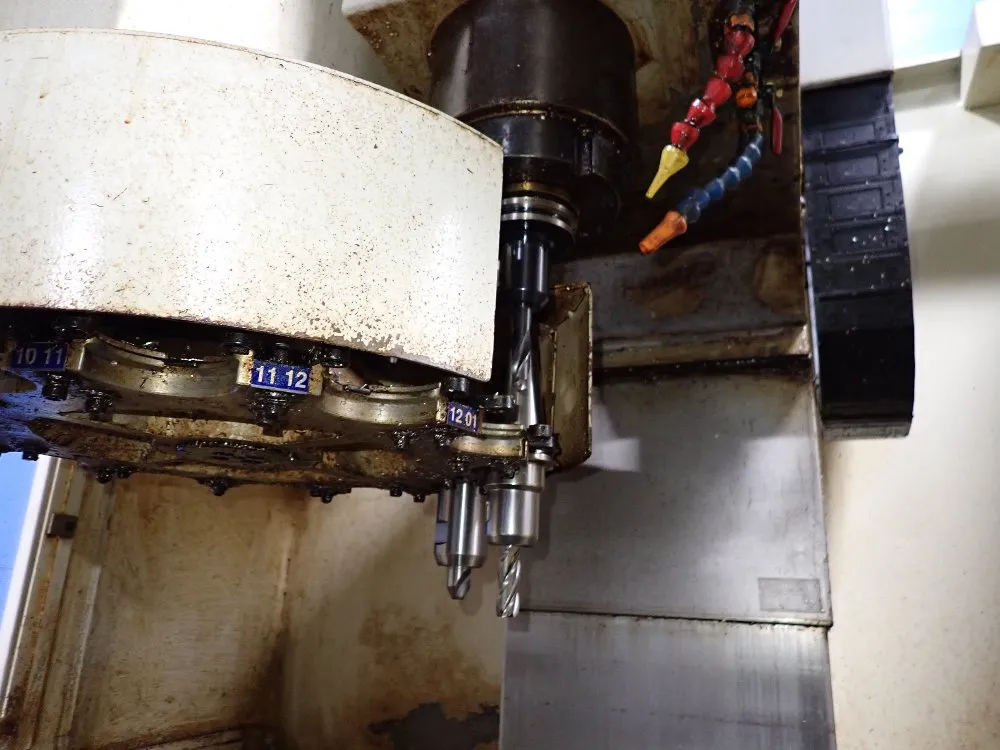 Chevalier 12 1/2" X 27 1/2" Cnc Vmc - 1418 Vmc-40