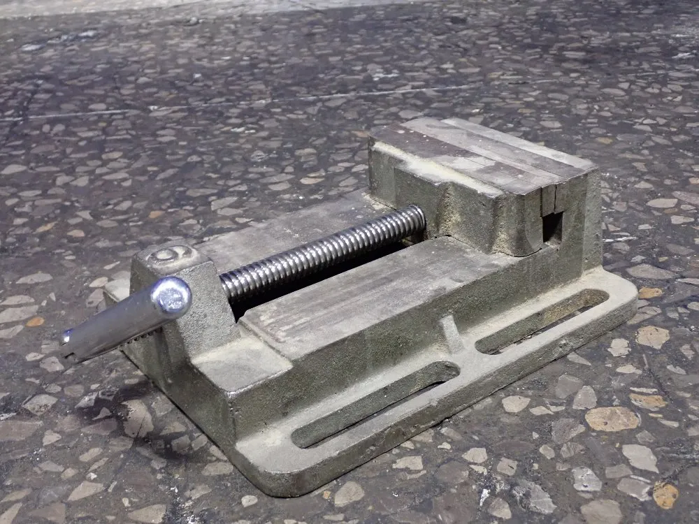 6" Vise - 6