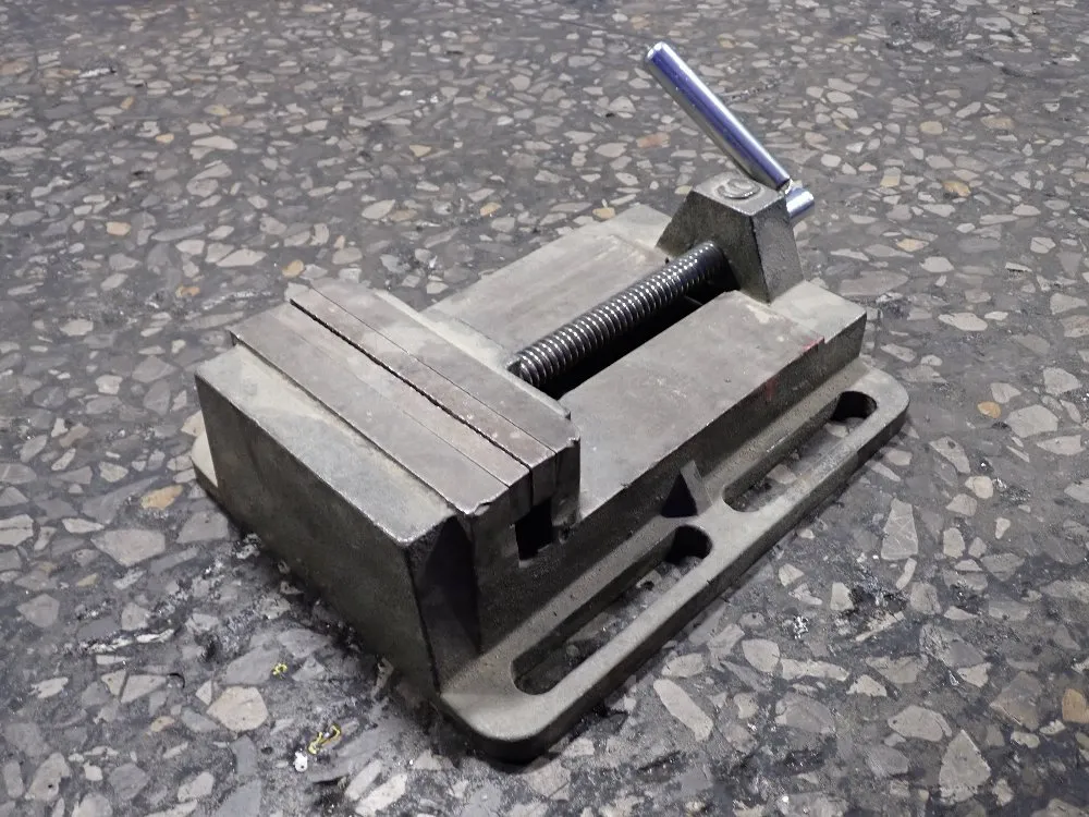 6" Vise - 6