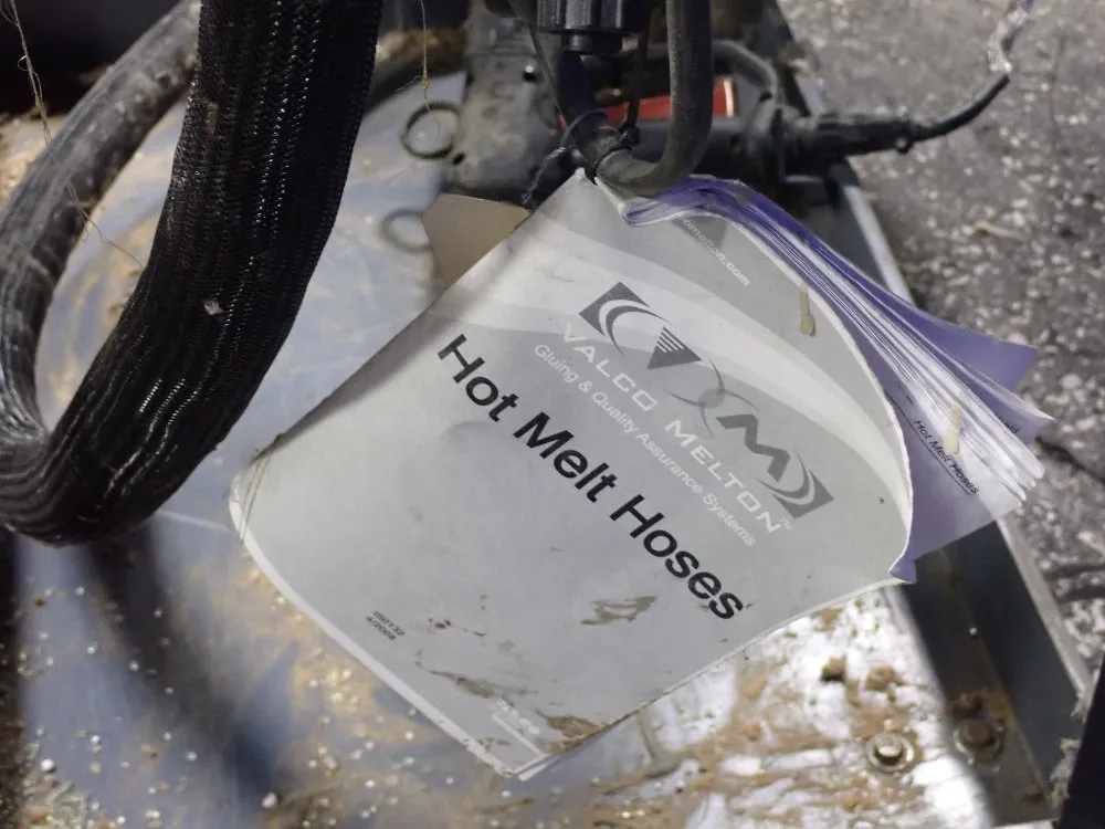 Valco Melton Hot Melt System - D-4e