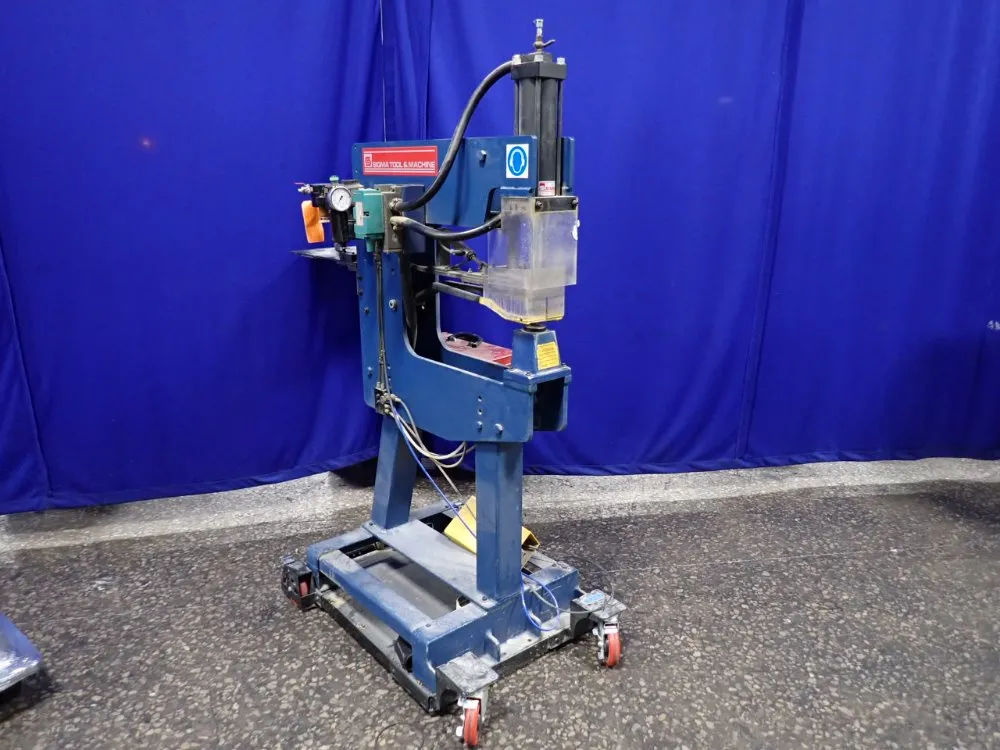 COIL FED T-NUT MACHINE