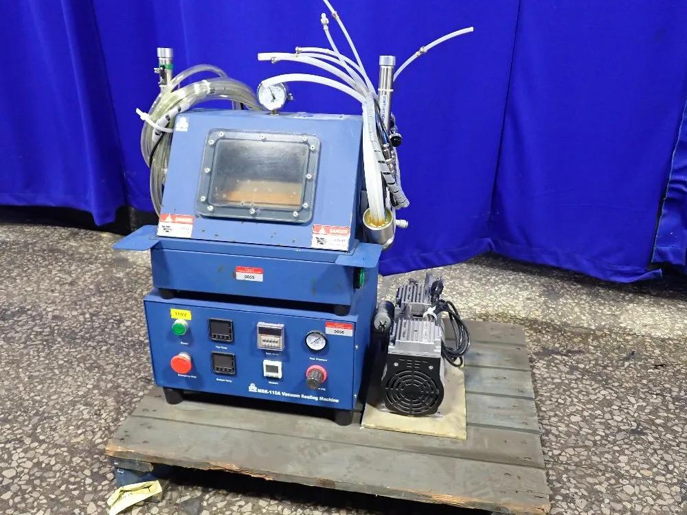 VACUUM SEALING MACHINE
