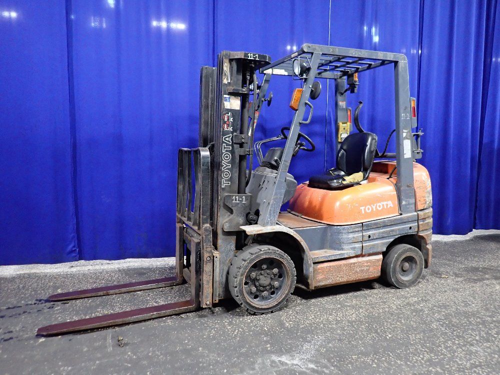 Toyota 5340 Lbs 42-6fgcu25 Propane Forklift - 42-6fgcu25