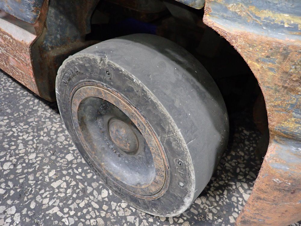 Toyota 5340 Lbs 42-6fgcu25 Propane Forklift - 42-6fgcu25