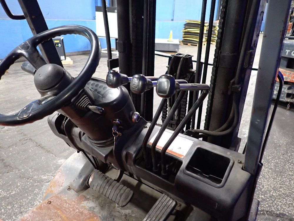 Toyota 5340 Lbs 42-6fgcu25 Propane Forklift - 42-6fgcu25