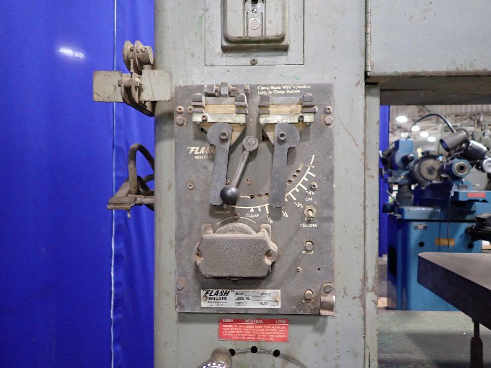 Powermatic 20" Vertical Band Saw - 87