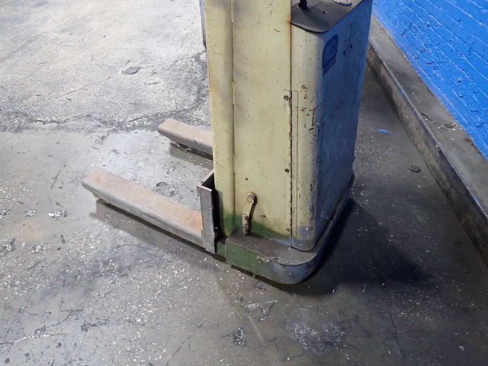 Crown 1500 Lbs Walk Behind Lift - B-57