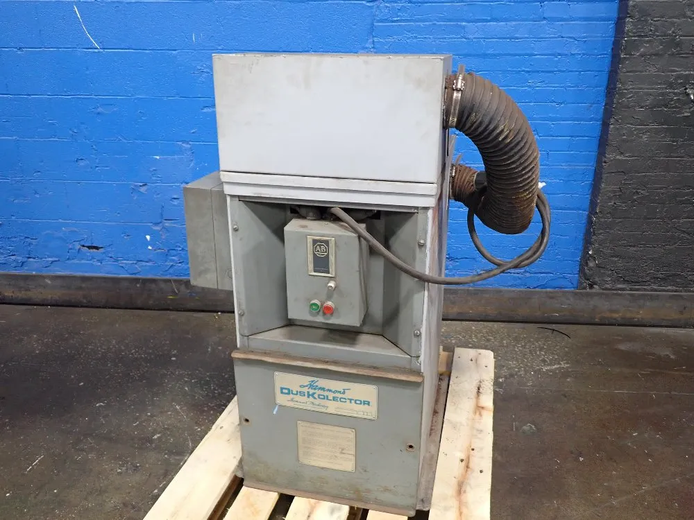 DUST COLLECTOR