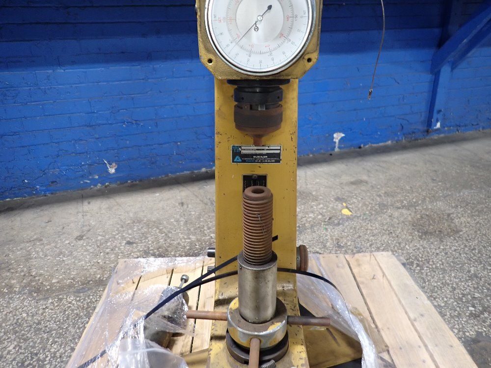 Buehler Hardness Tester - 1800-2000