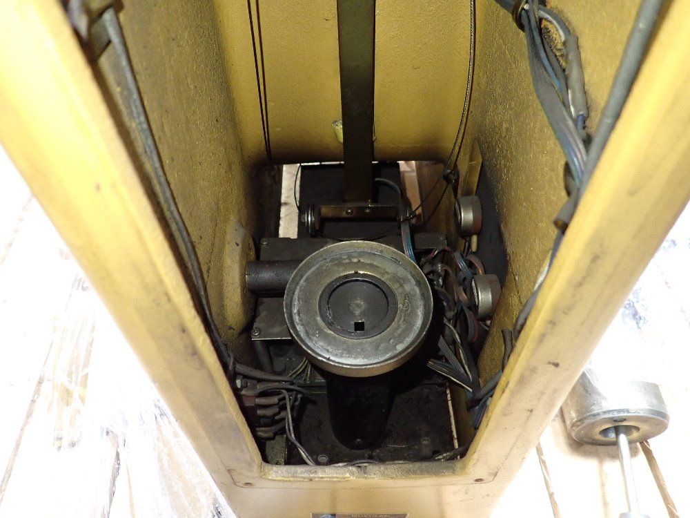 Buehler Hardness Tester - 1800-2000