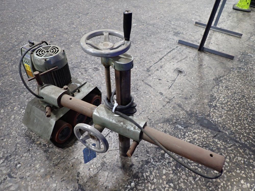 Univer Sanding Head