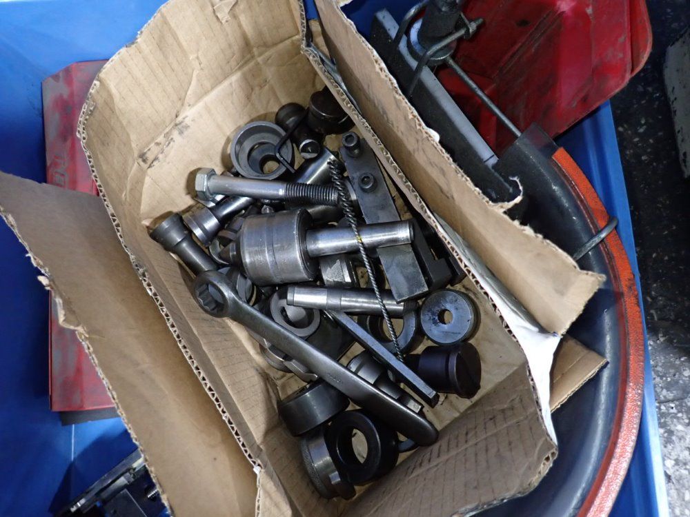 Cincinnati Lathe & Tool Co 35"x8" 122x36 Lathe - 122x36