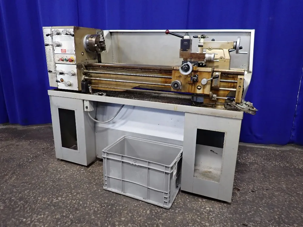 Vectrax 15"/16" X 42" 2001 Vectrax 82837915 Gap Bed Lathe - 82837915