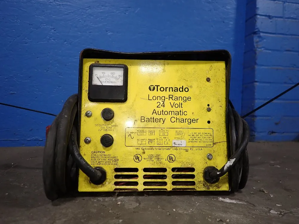 Tornado 24v Battery Charger - 99507