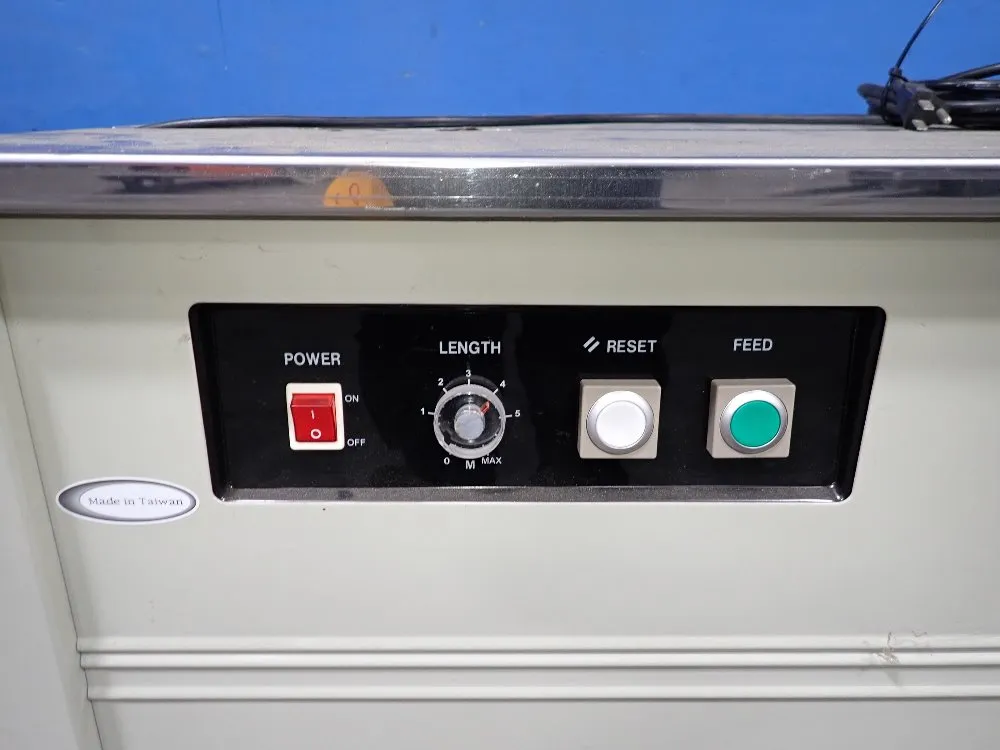 Uline 28" Strapping Machine - H-959