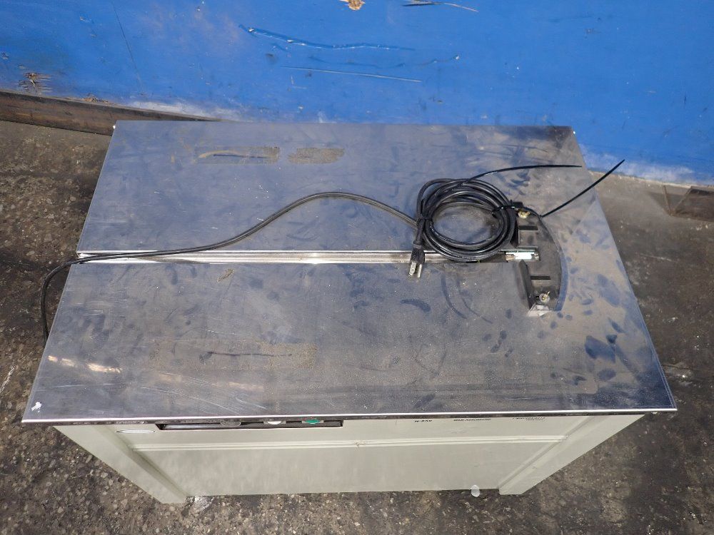 Uline 28" Strapping Machine - H-959