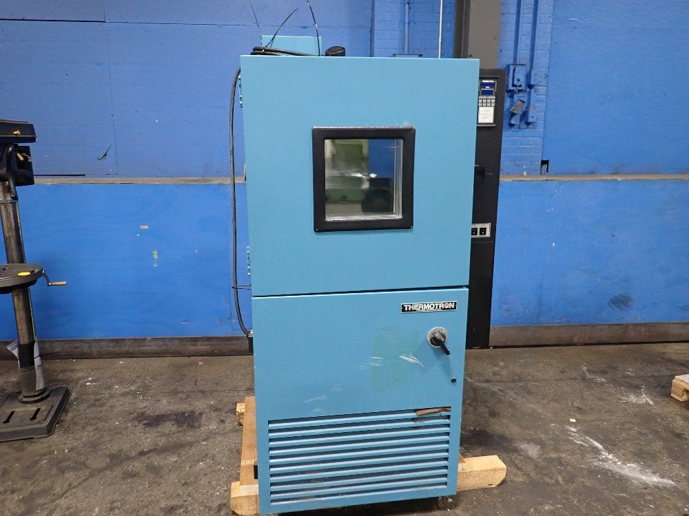 Thermotron Thermotron Sm8c Environmental Chamber