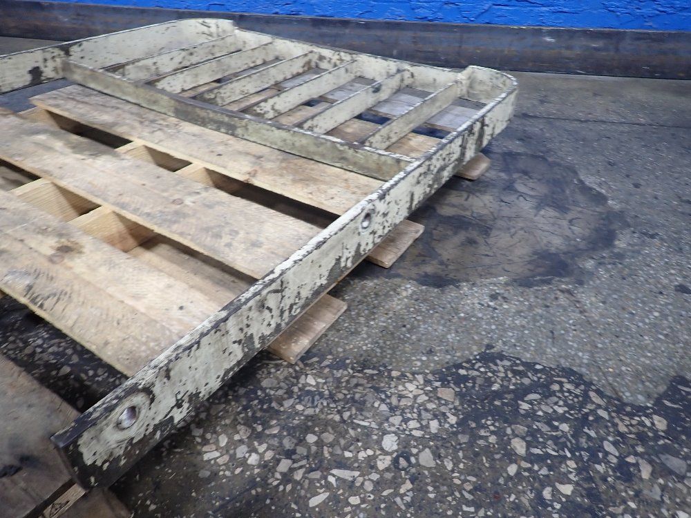 Used Forklift Mast Guard | HGR*24
