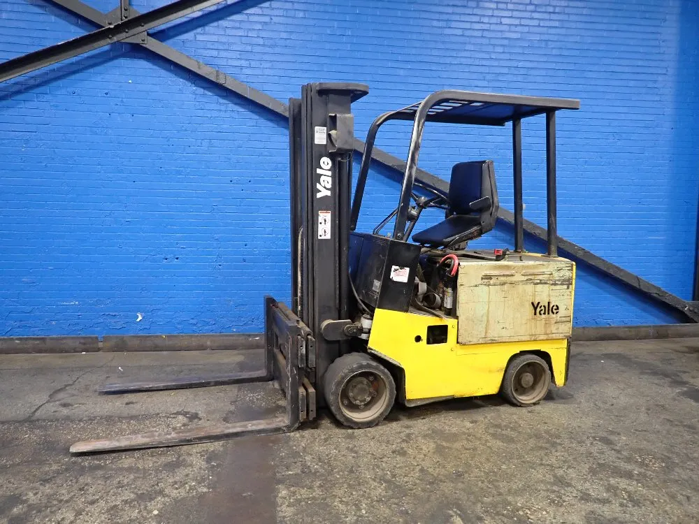 Yale 6000 Lbs Electric Forklift - Erc06fcn365e083